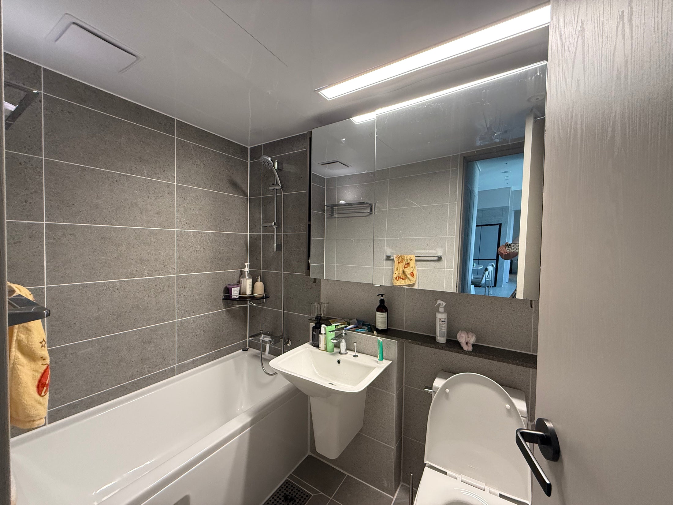 Listing-ready remastered room